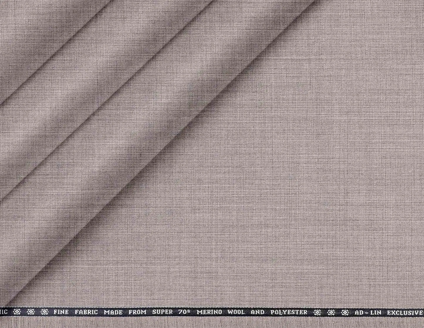 Chic Fine Merino Wool Polyester Blend Micro Plain Suiting