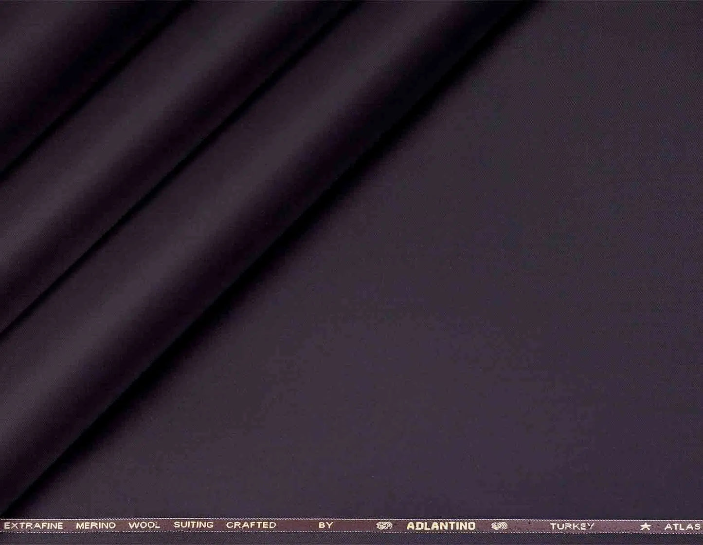 Charcoal Black Super 100’s Extrafine Merino Wool Poly-Wool Suiting Fabric for Modern Mensweartest