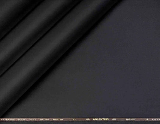 Elegant Charcoal Super 100’s Extrafine Merino Wool Poly Wool Fabric for Modern Tailoring