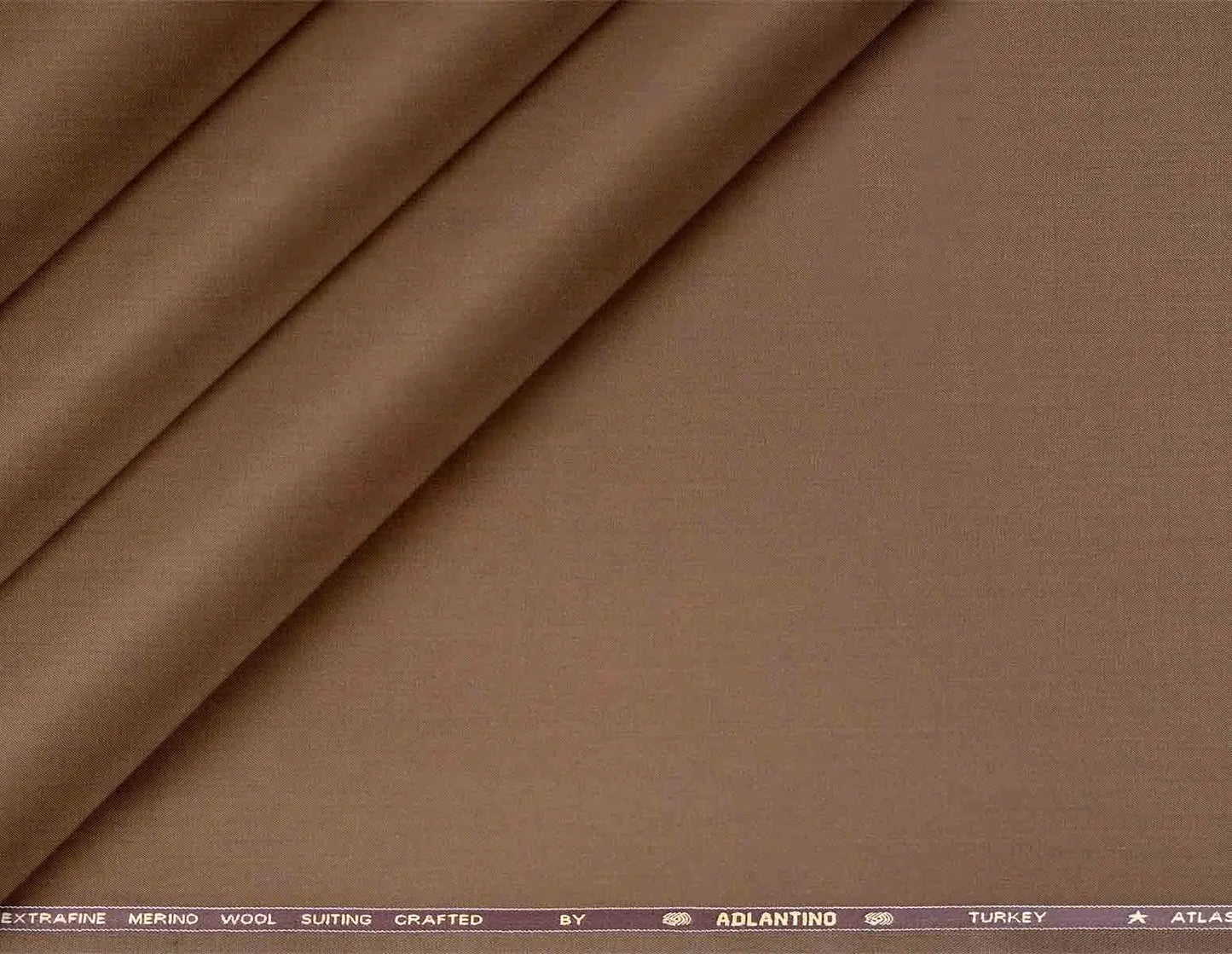 Classic Brown Super 100’s Extrafine Merino Wool Poly-Wool Suiting Fabric for Modern Menswear