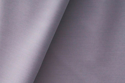 Elegant Silver Grey Super 130’s Poly-Wool Suiting Fabric for Modern Menswear