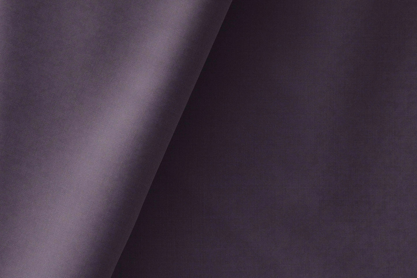 Elegant Deep Plum Super 130’s Australian Merino Wool Poly Wool Suiting Fabric