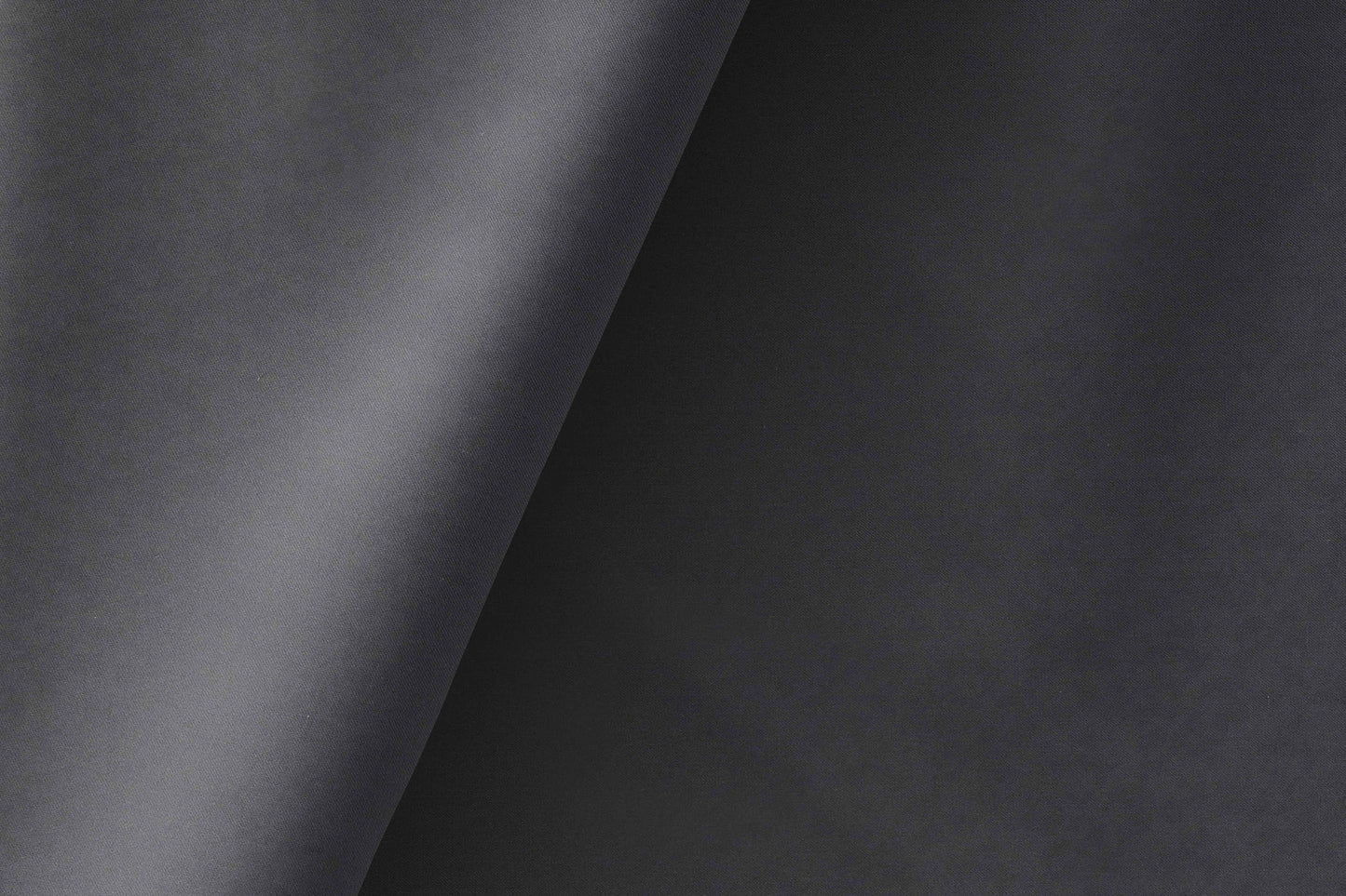 Elegant Charcoal Super 100’s Extrafine Merino Wool Poly Wool Fabric for Modern Tailoring