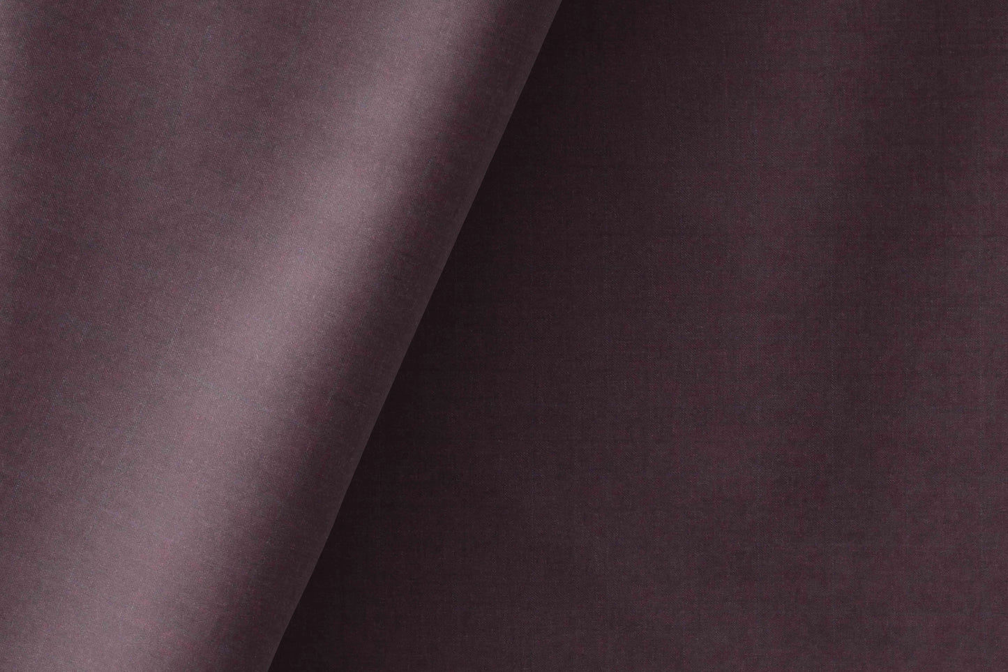 Castrum Wool Rich Collection Luxurious Poly-Wool Fabric—60% Pure 120s Merino Wool, 40% Fine Polyester, Ideal for Modern Men's Suits and Jackets