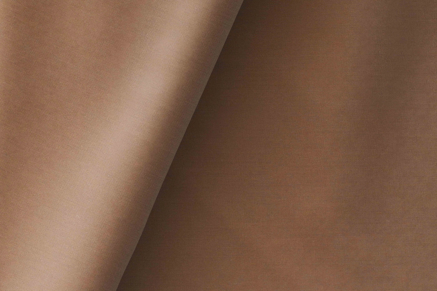 Classic Brown Super 100’s Extrafine Merino Wool Poly-Wool Suiting Fabric for Modern Menswear