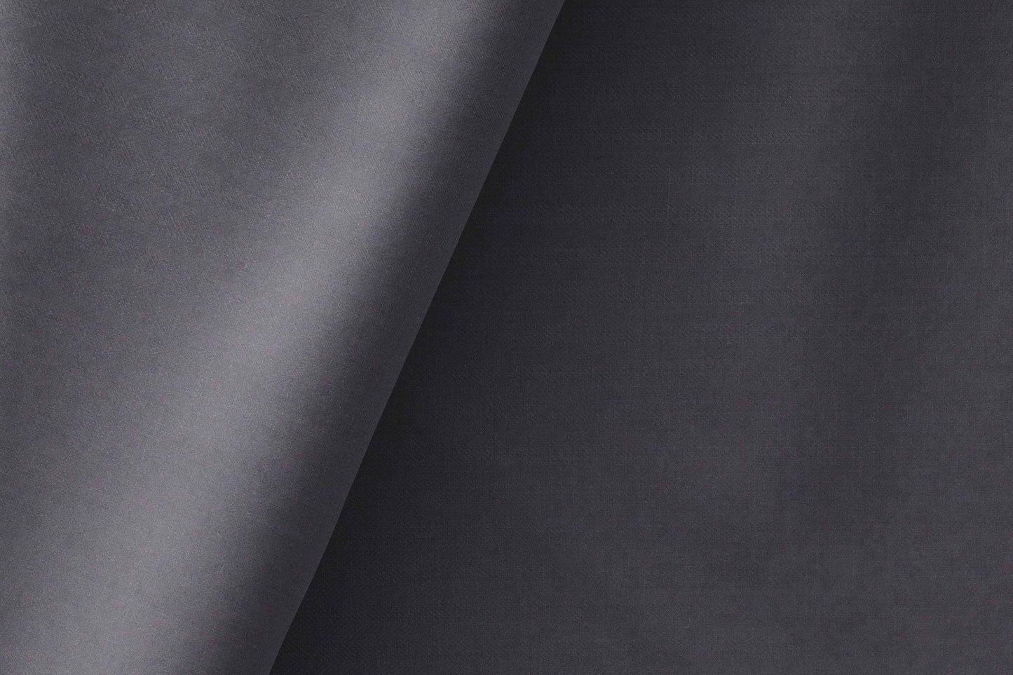 Chic Fine Merino Wool Polyester Blend Micro Plain Suiting