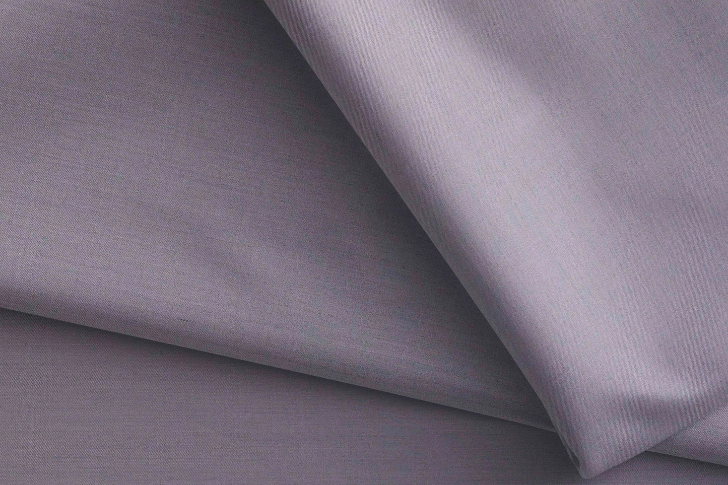 Elegant Silver Grey Super 130’s Poly-Wool Suiting Fabric for Modern Menswear