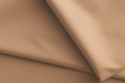 Celebs Poly-Wool Blend: 55% Extrafine Polyester, 45% Merino Wool in Elegant Beige Micro Plain Weave for Contemporary Menswear