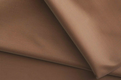 Classic Brown Super 100’s Extrafine Merino Wool Poly-Wool Suiting Fabric for Modern Menswear