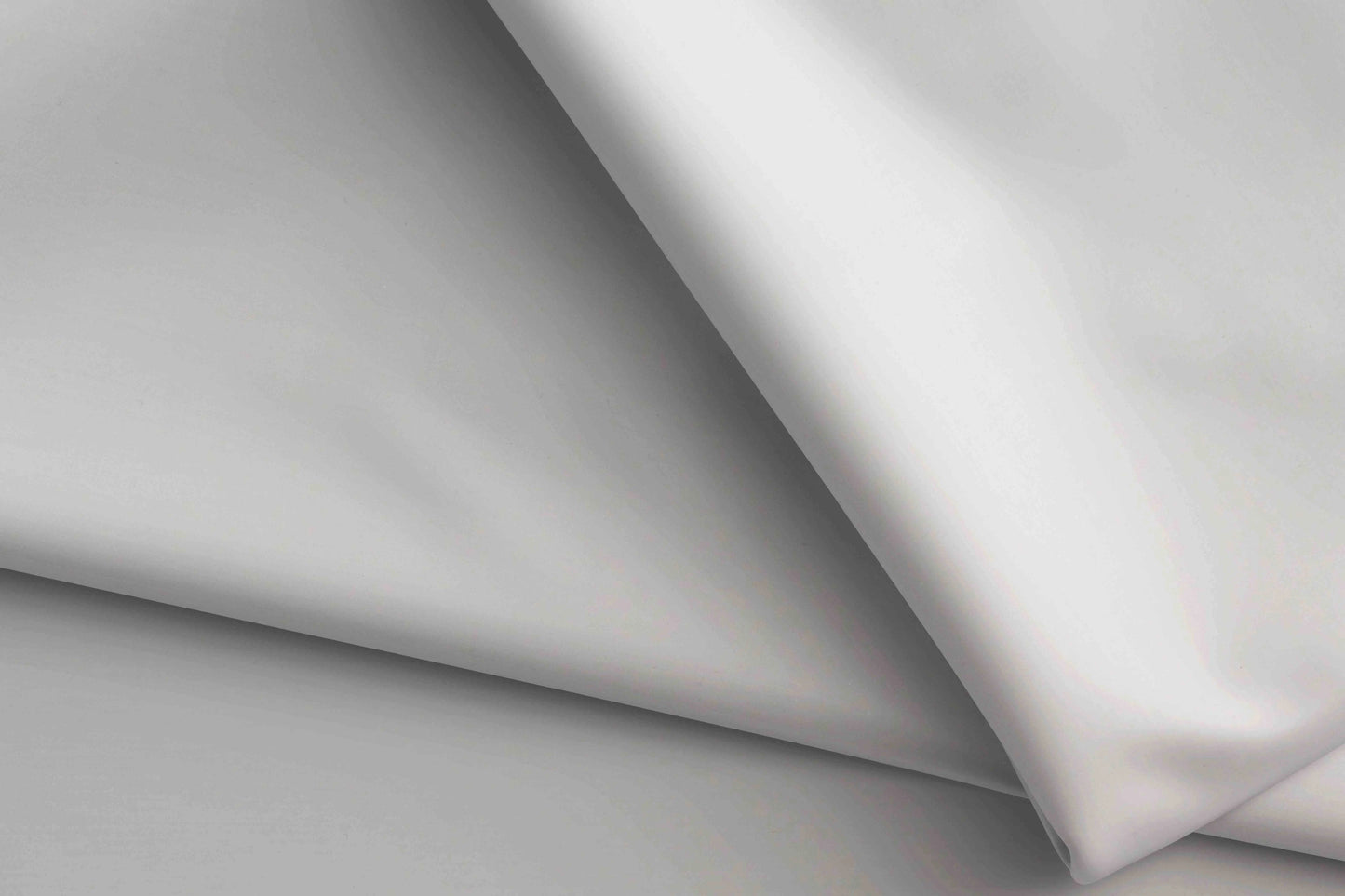 Classic White Superfine Giza Cotton Super 70’s Regal by Tessitura Monti