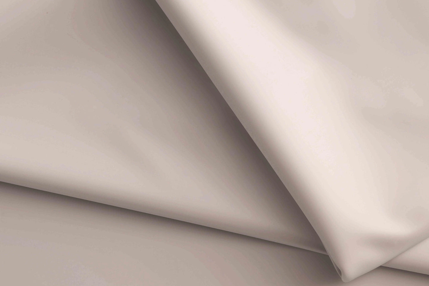 Cream Superfine Giza Cotton Super 70’s Regal by Tessitura Monti