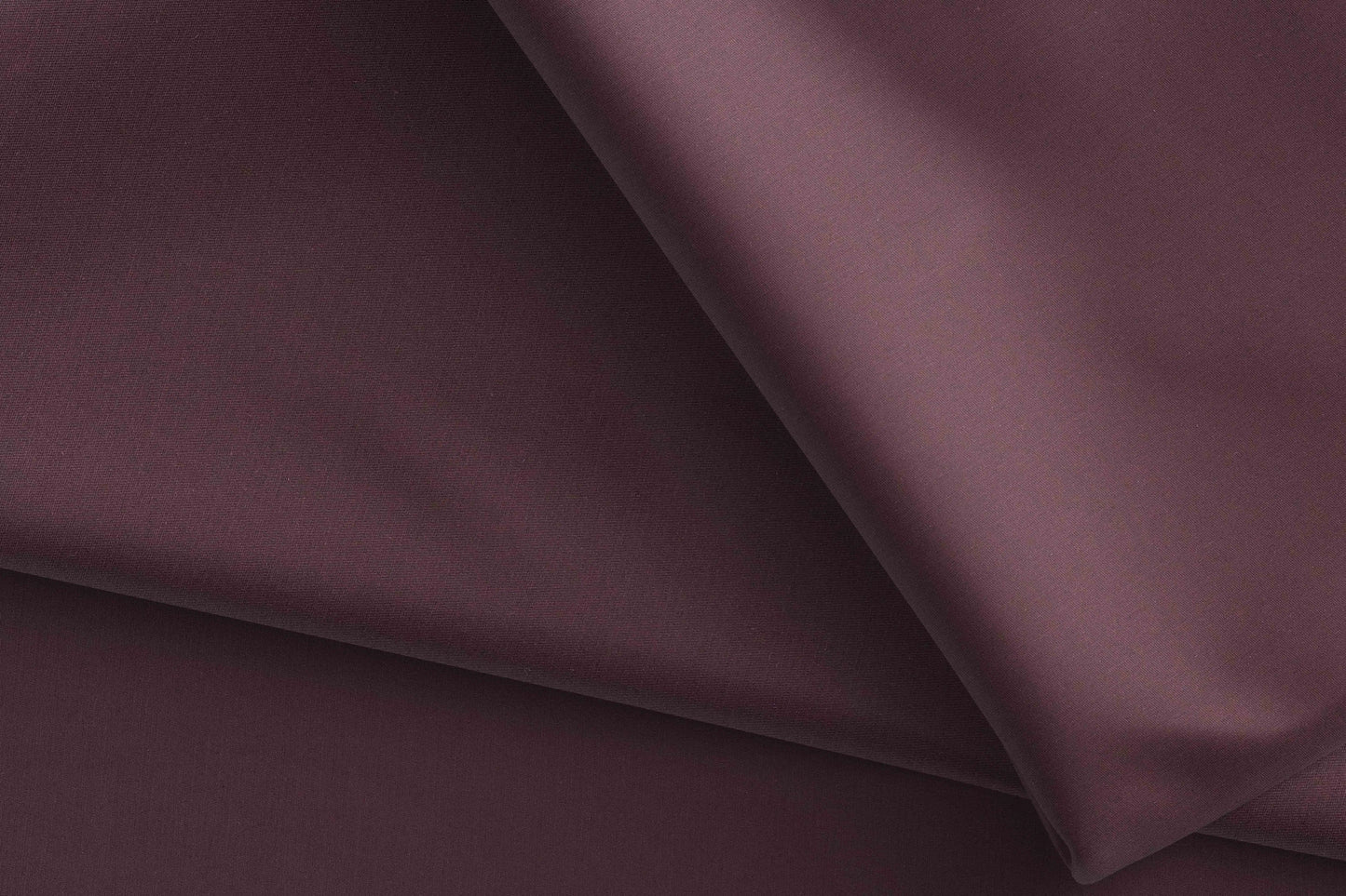 Maroon Mold Stretch High Density Giza Cotton Lycra Lining Fabric for Modern Menswear