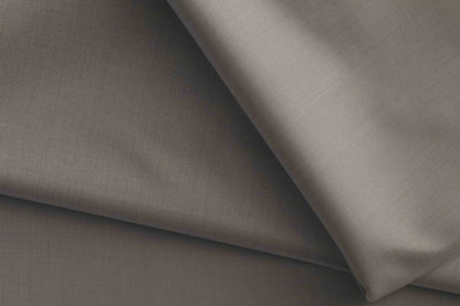 Refined Light Grey Super 130’s Australian Merino Wool Poly Wool Suiting Fabric