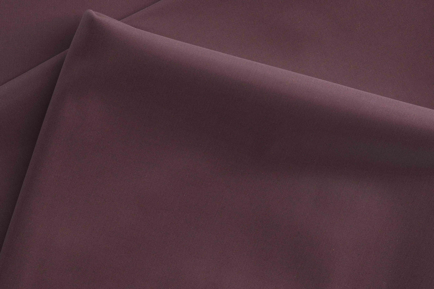 Maroon Mold Stretch High Density Giza Cotton Lycra Lining Fabric for Modern Menswear