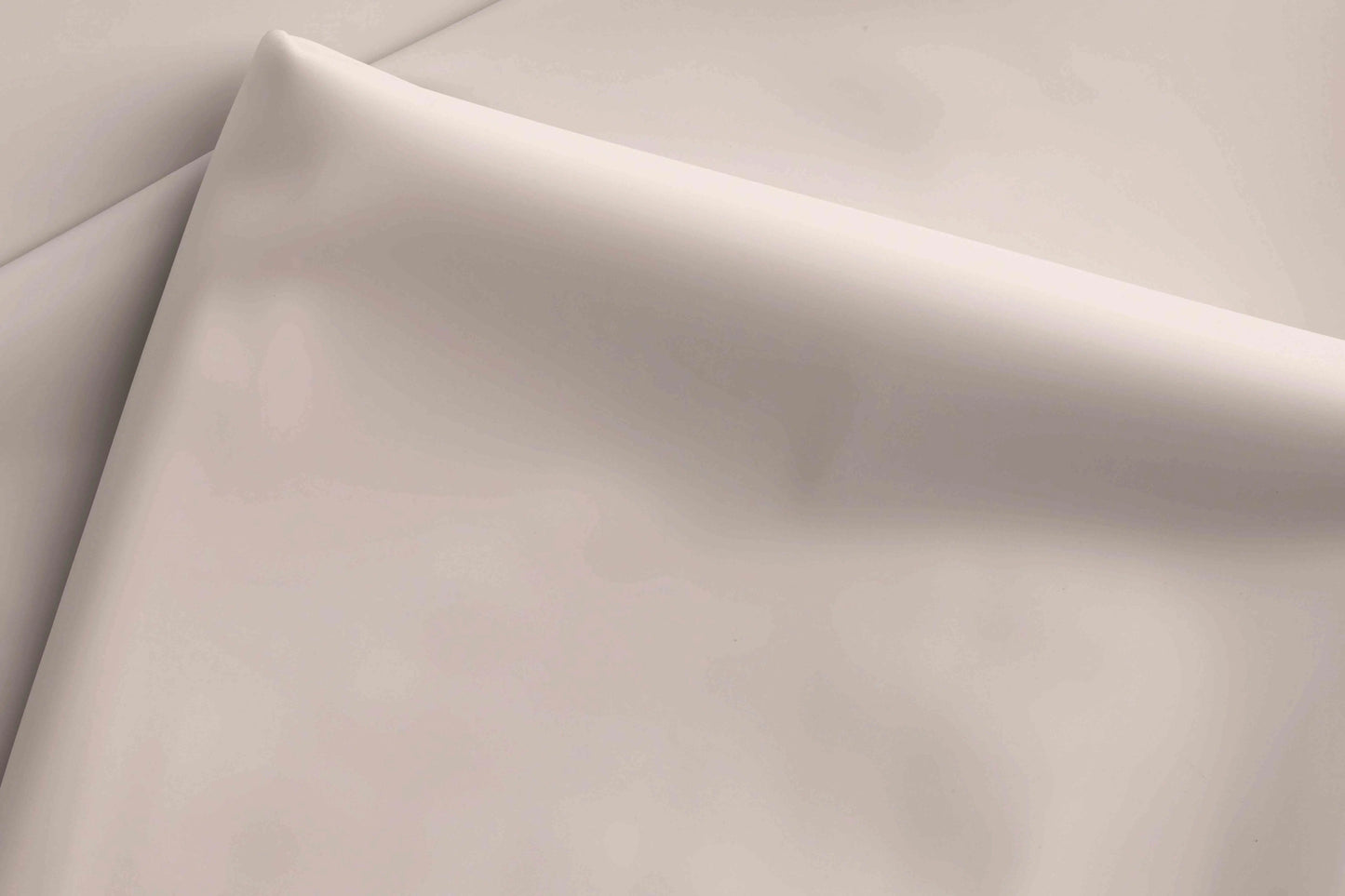 Cream Superfine Giza Cotton Super 70’s Regal by Tessitura Monti