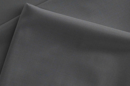 Super 130’s Extrafine Merino Wool Poly-Wool Suiting by Adlantino Glaze – Charcoal Grey Luxury for Modern Men’s Tailoring.