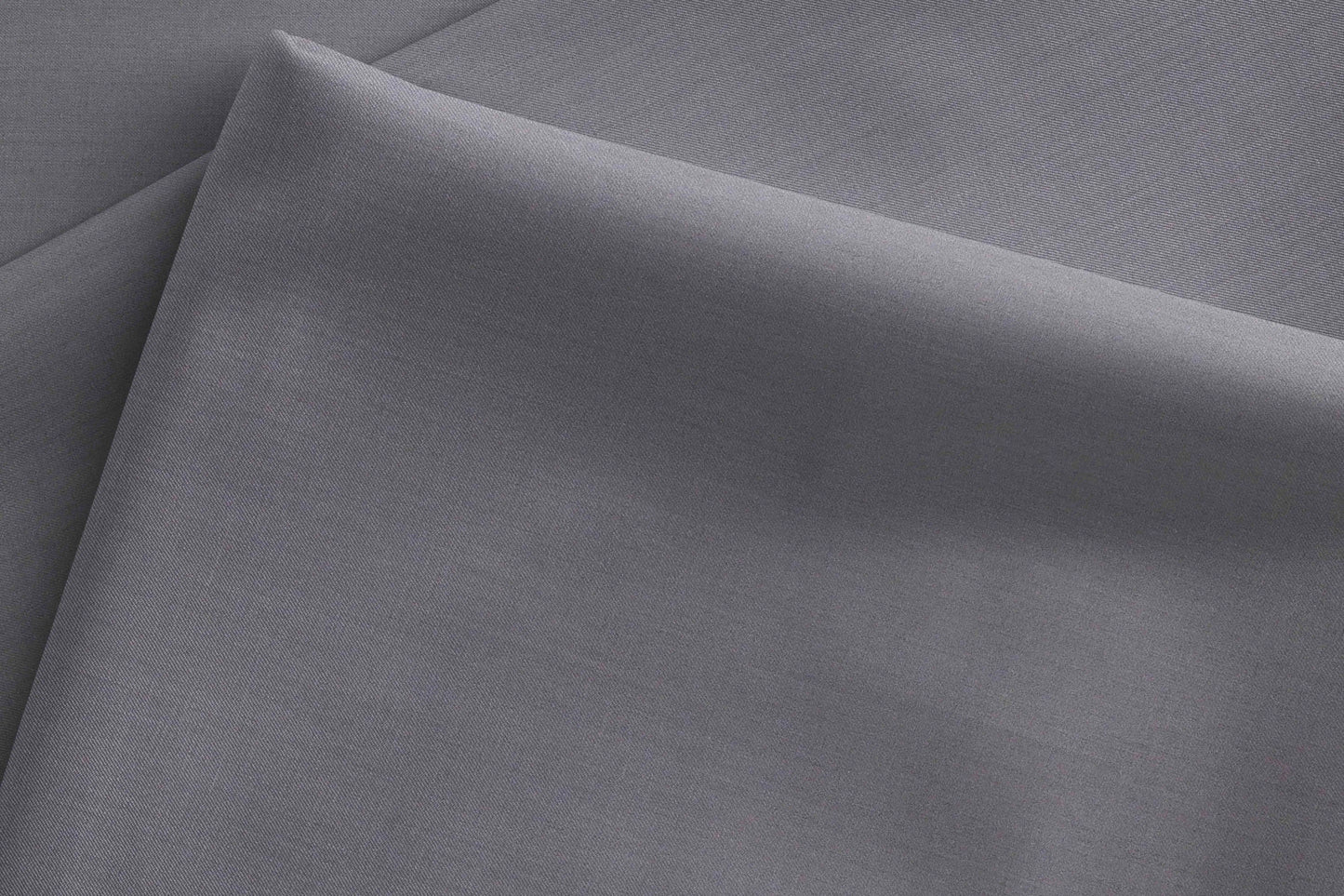 Modern Grey Super 100’s Extrafine Merino Wool Poly-Wool Suiting Fabric for Menswear