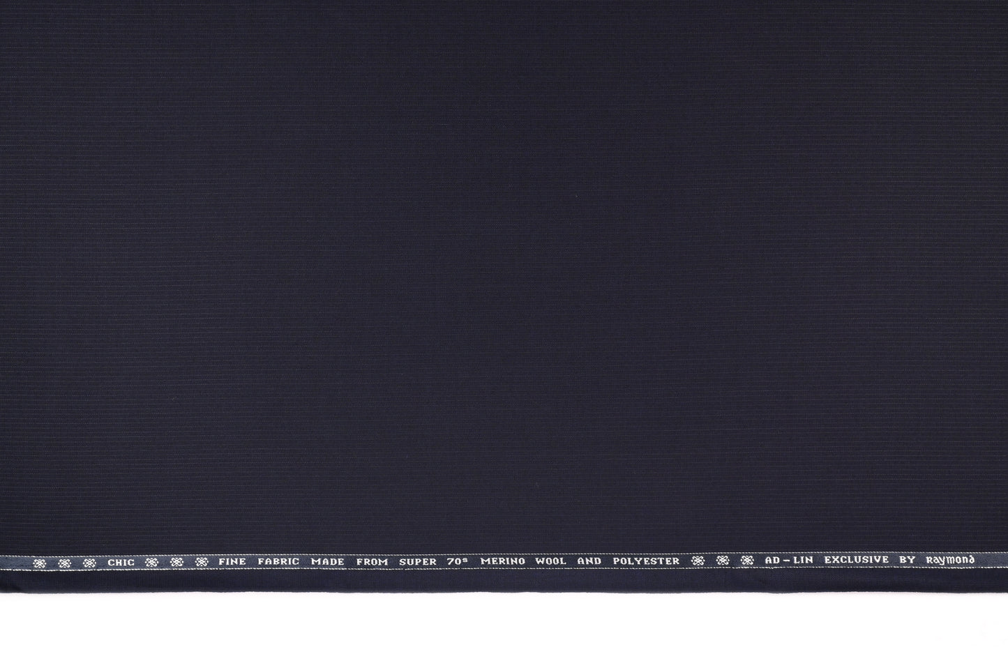 Chic Fine Merino Wool Polyester Blend Micro Plain Suiting